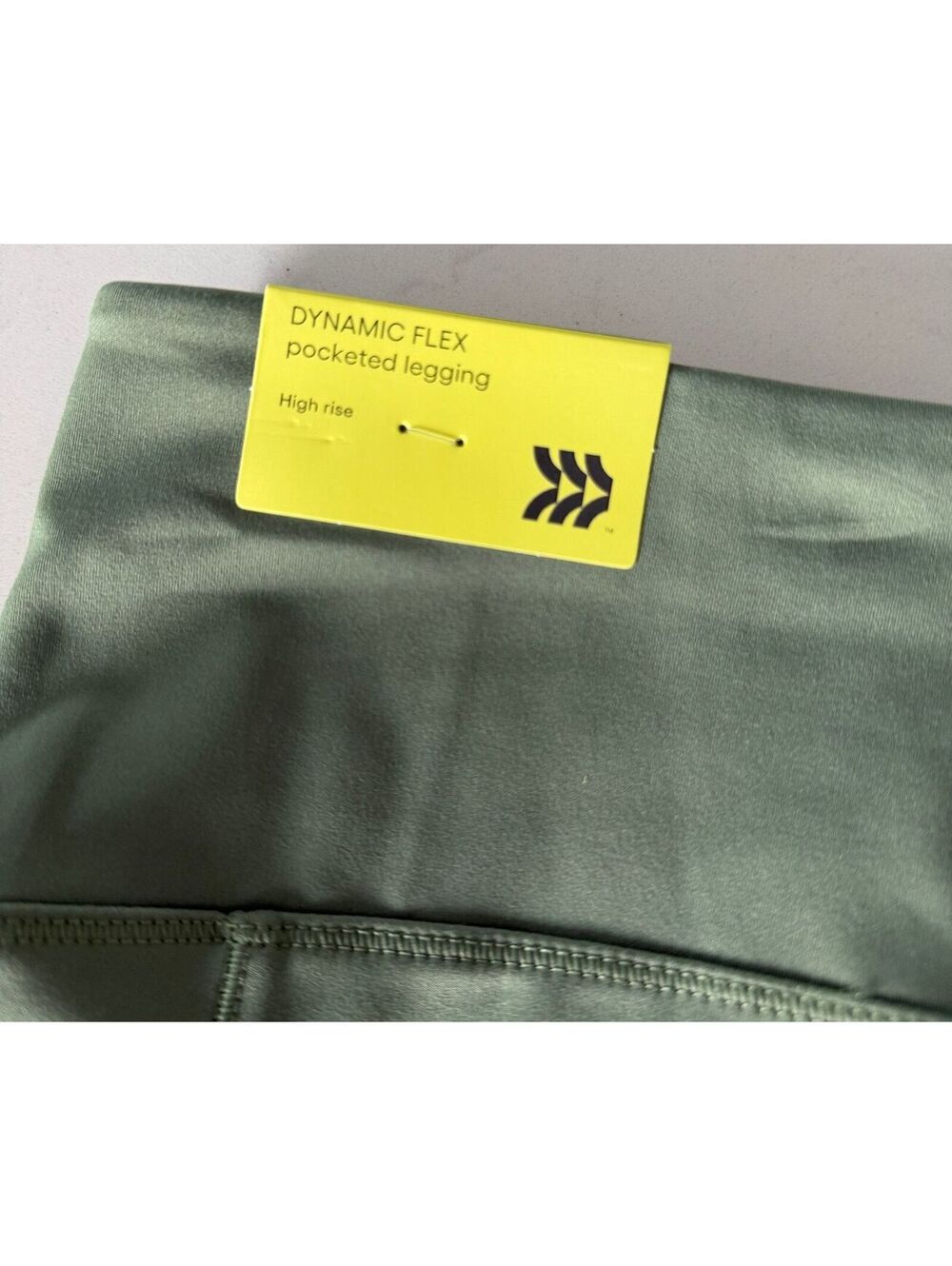 All in Motion Olive Green High Waisted Dynamic Flex Pocket 7/8 Leggings Size M - Picture 3 of 3